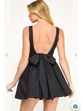 Backless Poplin Mini dress with Bow